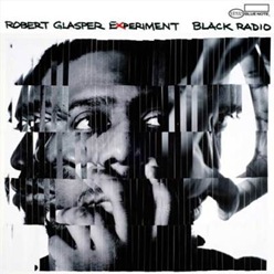 Preslušajte novi album Roberta Glaspera