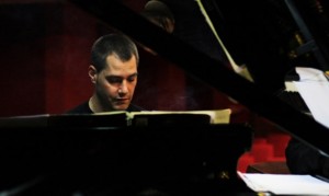 Vasil Hadžimanov Trio u Parobrodu